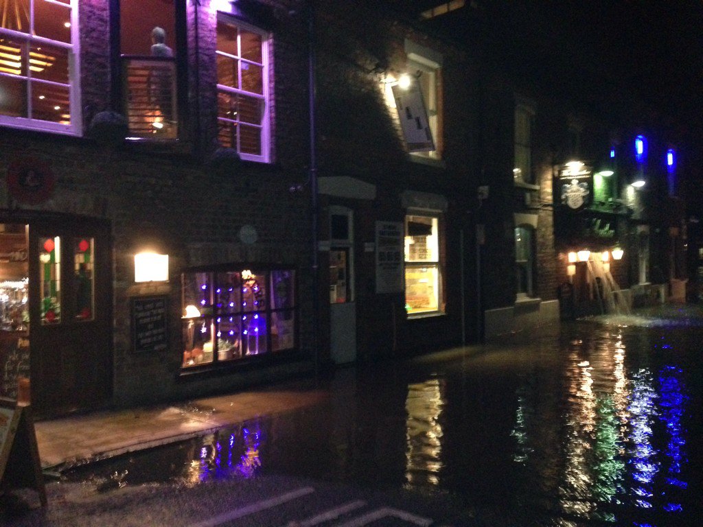 Mike Ullathorne tweet media