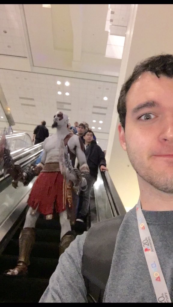 NoahJ456's tweet image. I think I'm being followed... 😳 instagram.com/p/_ARlCIFvBC/