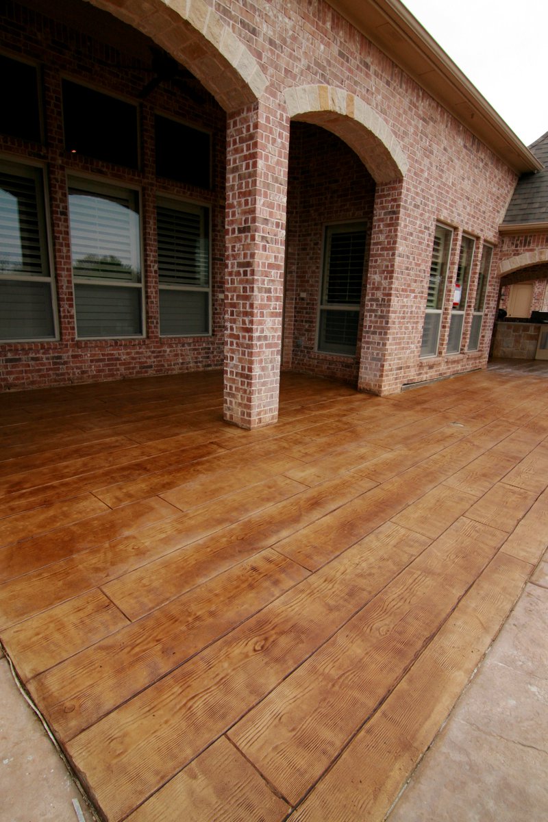HRCCInc's tweet photo. Don't wait till the NEW YEAR for your remodel or new project! Call us at 817-503-7300 https://t.co/h3anHOeZAw