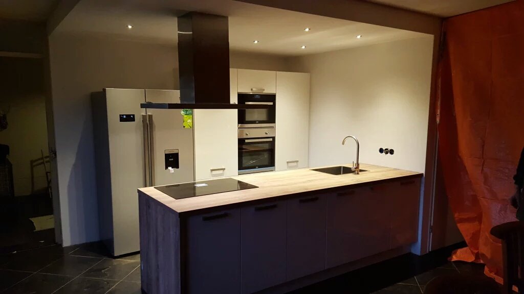 Schitterende keuken geplaatst vandaag. Uiteraard door de vakspecialisten van <a href="/bkm_urk/">bkm-urk</a>