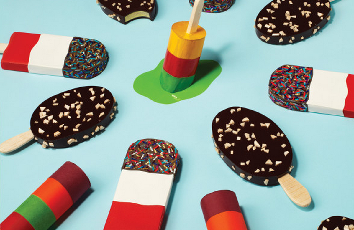 Weird and wonderful 3D paper craft by <a href="/hattienewman/">Hattie Newman</a> 🍭 bit.ly/1NQNUVD