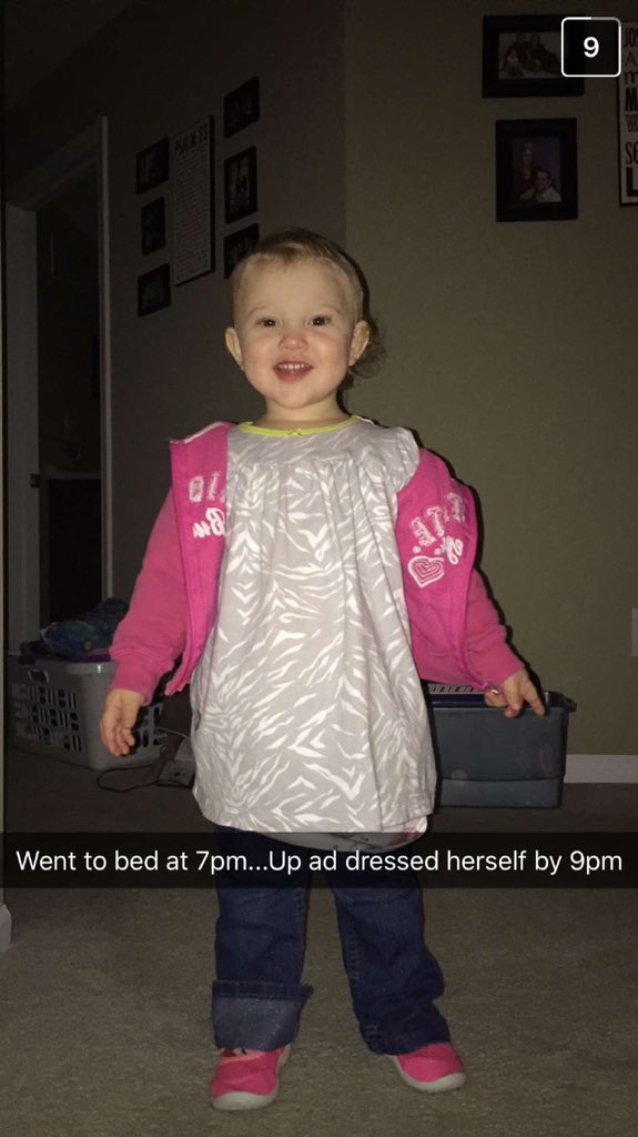 brookedodane's tweet image. Finals week has Ellie like... 😂
@paulhershjr 
#finalsweek #pantleg