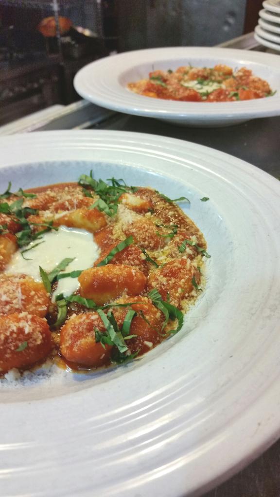 IL Bistro tweet media