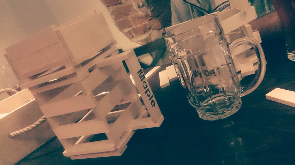 Strefa Piwa (@strefapiwa) on Twitter photo Testujemy nową zabawkę :) Pierwszy kufel już powstał! Od dziś na półce z grami!
<a href="/StrefaPiwa/">Strefa Piwa</a>
#Maple
#TylkoDobrePiwo Testujemy nową zabawkę :) Pierwszy kufel już powstał! Od dziś na półce z grami!
<a href="/StrefaPiwa/">Strefa Piwa</a>
#Maple
#TylkoDobrePiwo
