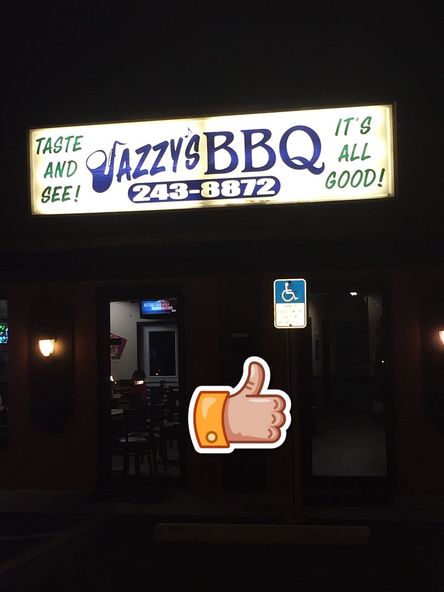 Tpa1226's tweet image. @work-client dinner outing.... #firsttime #checkingitout👏🏾 (@ Jazzy's BBQ in Tampa, FL) swarmapp.com/c/7E0siafqC60