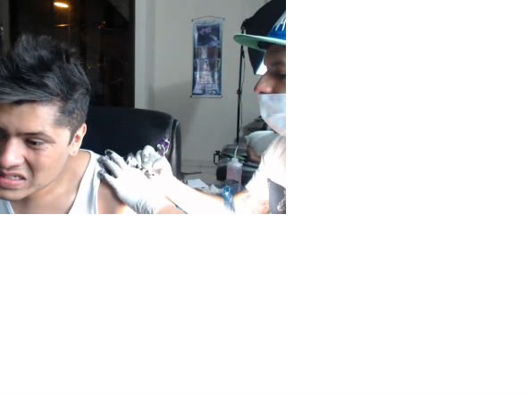 MarinaSerna's tweet photo. 🔴 VIVO @dvdecheverry esta vivo en #YouNow - esa cara xD https://t.co/PwNIZGbw4D https://t.co/1d8HcKvlEy