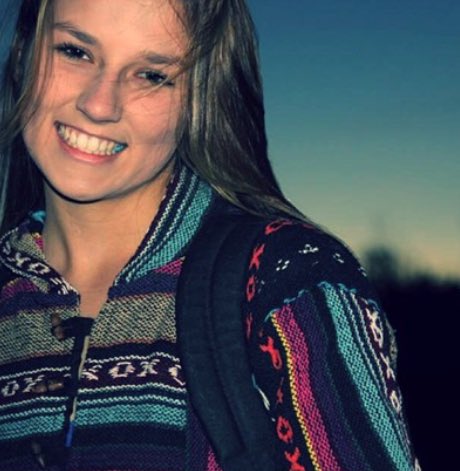 LCSTARTER's tweet image. Emma Fetterolf starter pack