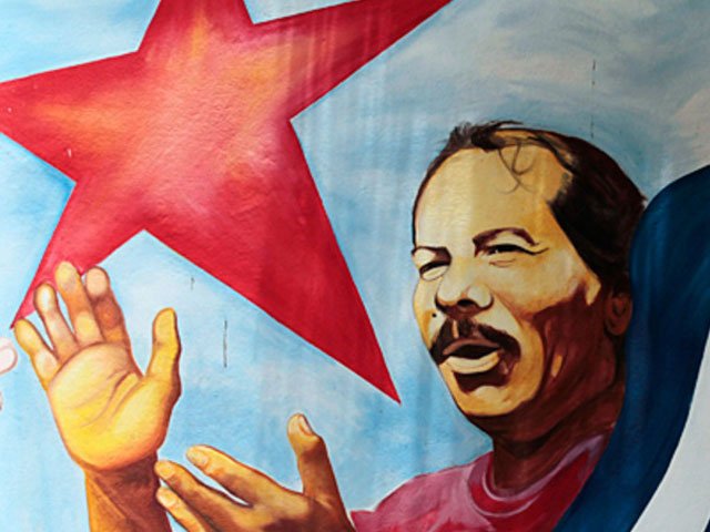Laiguanatv's tweet photo. Este fue el mensaje de solidaridad y llamado a la reflexión que hizo D. Ortega a Maduro https://t.co/xH8YqddG08 https://t.co/fSxLp4cnyf >