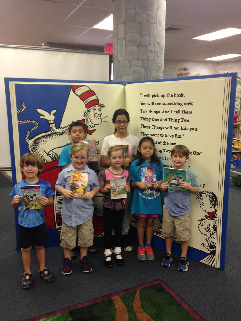 jdfossas's tweet photo. The newest HHE inductees into the AR Wall Of Fame. These Proud Panthers love to read. https://t.co/R84VkhAxO4