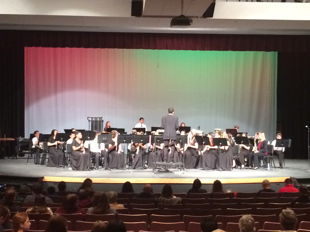 AMCMSBobcats's tweet photo. Excellent #winterconcert2015 now @AMCHSWeb 󾌸 #symphonicband #amcms https://t.co/fIY4f3wDhP https://t.co/KWF2zKs7Yj
