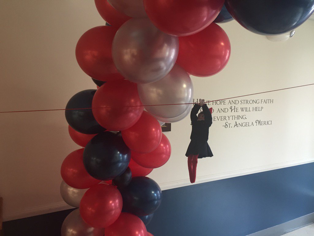 shalouisville's tweet image. Does anyone have tights or knee highs and dress shoes I can borrow for Mass tomorrow? #dressuniform #elfproblems