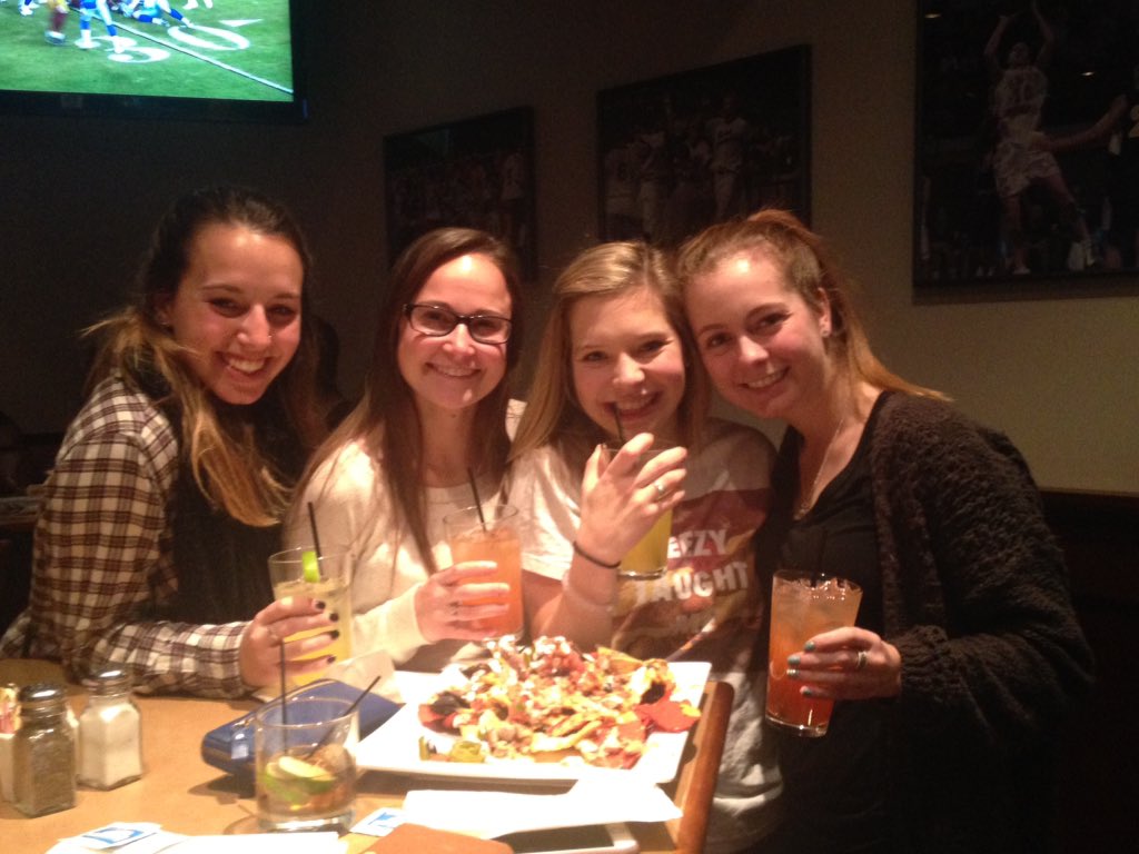 TheHenHouse5413's tweet photo. last marg Monday for the ladies of the hen house https://t.co/YAaN3gvv8z