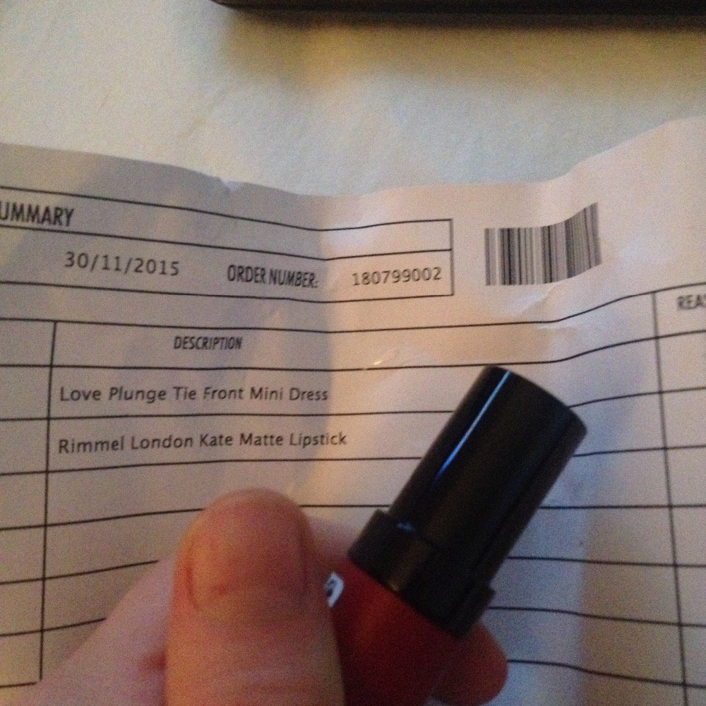 @ASOS_HeretoHelp hey guys i recvd lippy that i need now w no lid. no time 2 return but just thought u should know x