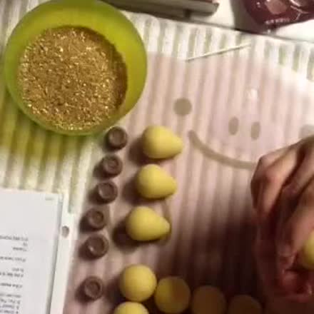 vyscakepops's tweet image. |REPLAY| Hot Air Balloon Cake Pops! 🔥💨🎈 #katch #Periscope ktch.tv/4Syj