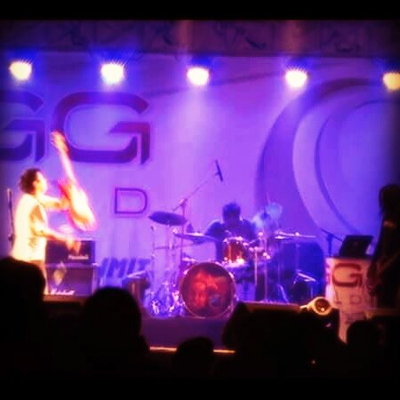NOISEHARMONY's tweet photo. N O I S E  H A R M O N Y live at Bukit Gelanggang - Riau..Opening act Kapten.. https://t.co/nB82VPHzcz