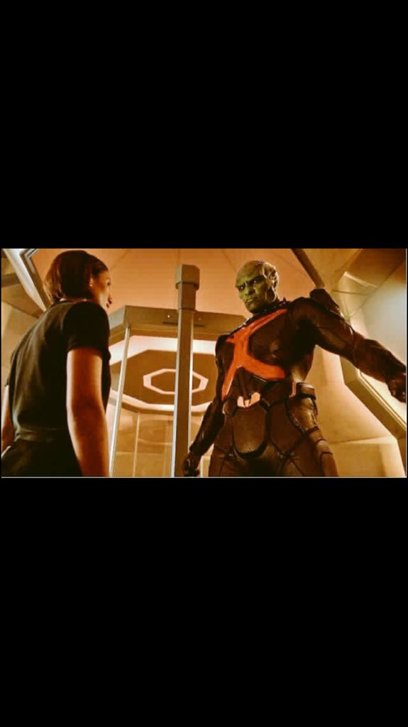 tomatoeseed's tweet photo. @JaeRoar he's the Martian Manhunter #Supergirl https://t.co/bF5FT3Zzx8