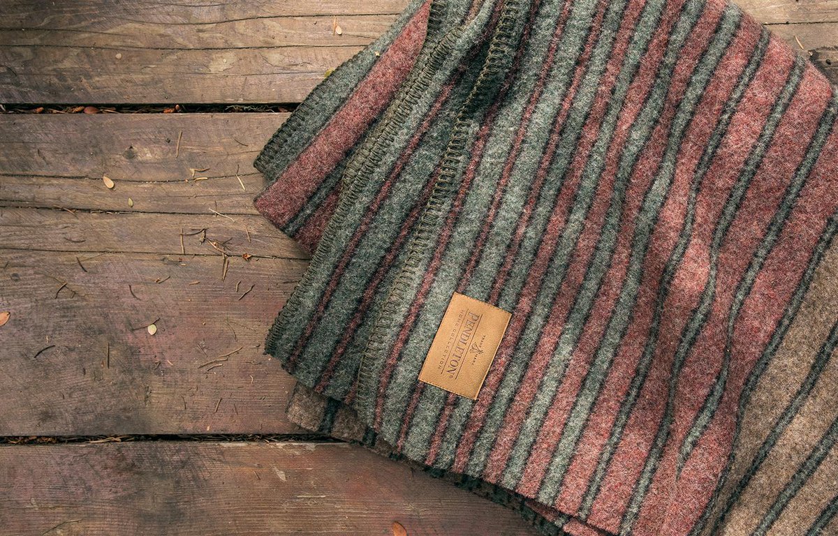 REI's tweet photo. Our Top 7 Gift Ideas for Outdoor Trendsetters: https://t.co/6n01AnlGAc https://t.co/4YhBcdoF5y