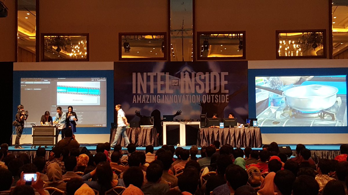 Intel_Indonesia's tweet photo. Gak pake lama! Render video 4K bahkan lebih cepat dari membuat mie instant! #Experience6thGen https://t.co/h22op1NSvo