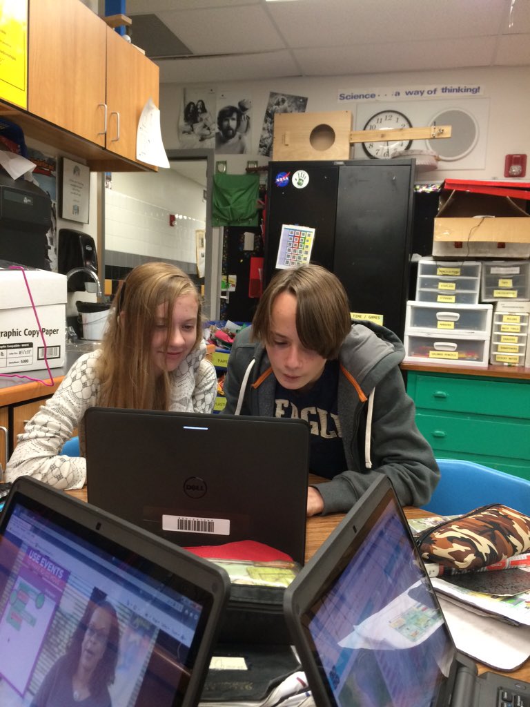 STEMisMyFuture's tweet photo. West Middle School participated in #HourOfCode today! The kids were so excited and some are now hooked! #MESAatWMS https://t.co/s8gXTUfGuL