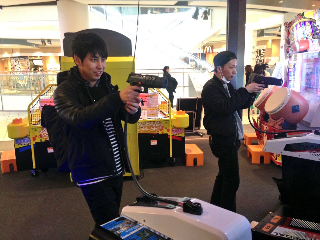 45sawa72's tweet photo. 夏子とニューヨークDEデートだよー！ https://t.co/LUvZ9oBEq8