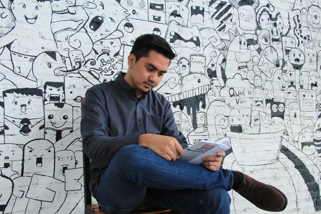 Buat kalian yang suka pakai long sleve tunggu uploadnya di instagram Snoozlegoods atau Snoozleapparel