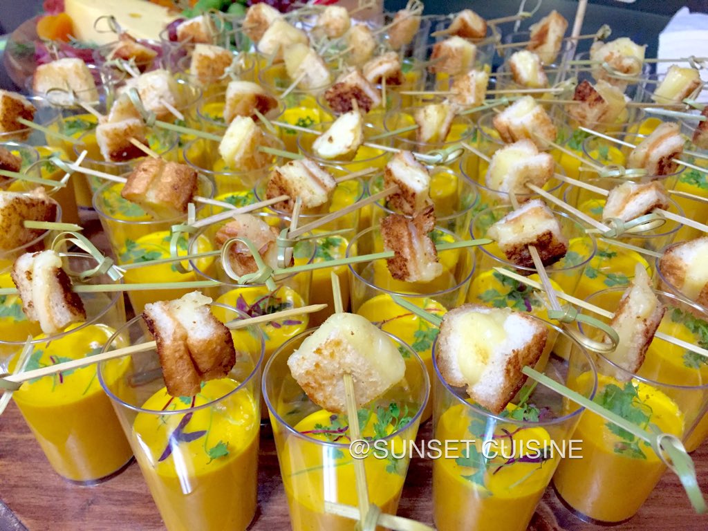 Fun #winter #appetizers of #pumpkin bisque with #whitetruffle grilled cheese✨ #catering #orangecounty #holidays
