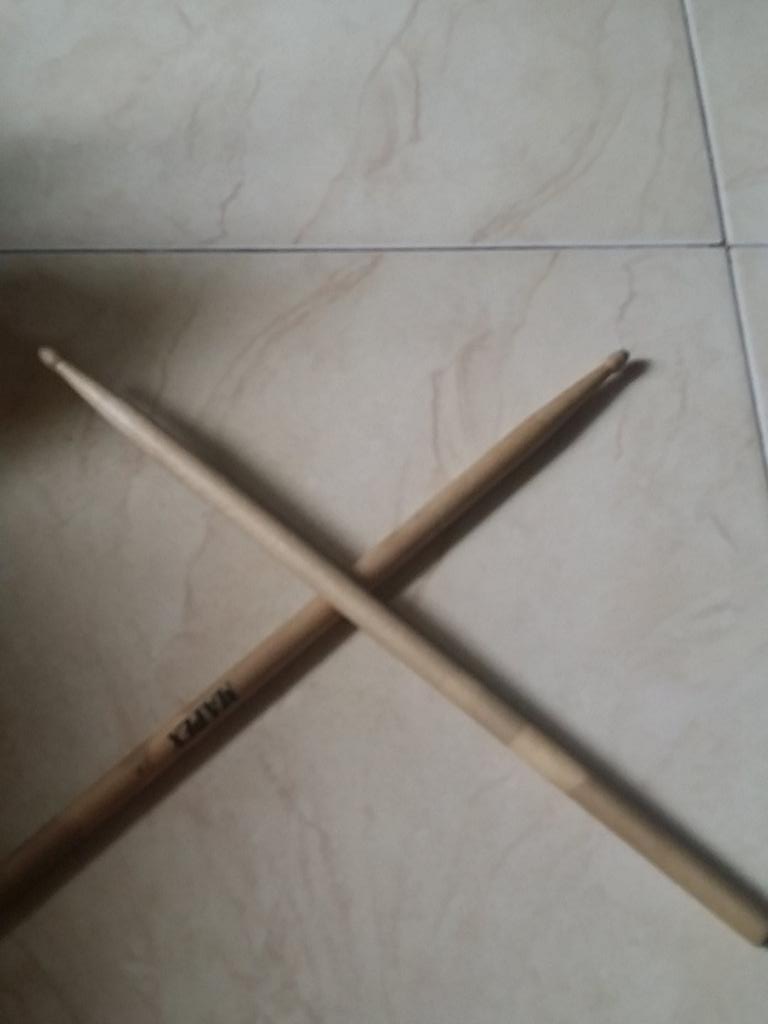 mabilinbogsa's tweet photo. Drums 😂😂💪 https://t.co/MUTMaaC4fU
