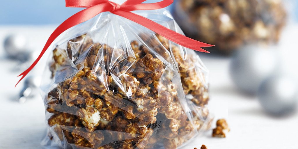 Tesco's tweet photo. Give your family an early present with these 10 festive-filled gingerbread recipes. https://t.co/AEFHStO9z5 https://t.co/YGTJOveh50