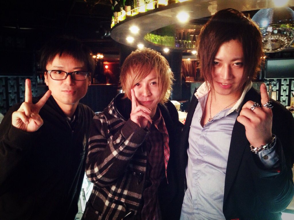 愛本店 愛本店 壱志煌 にのまえしこう ほすほすの撮影に参加してまいりました かっこよく撮れてるかな 掲載お楽しみに 愛本店 ホストクラブ 歌舞伎町 輝里主任 Groupdandy ほすほす T Co D6jtp9obkz