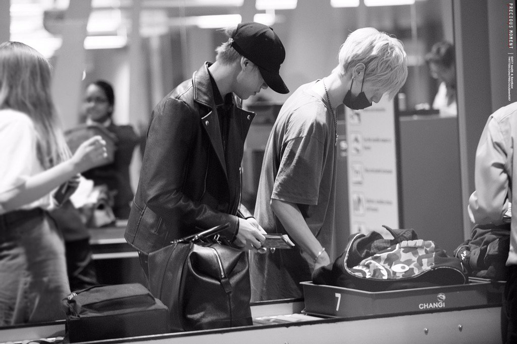 preciousmm9397's tweet photo. 너와 나 함께하자!!! @mtuan93 @BamBam1A https://t.co/Odv7mEHNW0