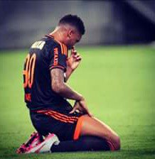 _Andre90Oficial's tweet photo. Obrigado, Sport. Obrigado por me trazer esse prazer e essa alegria de jogar futebol de novo...Pelo Sport tudo! https://t.co/FmXYzitEuz