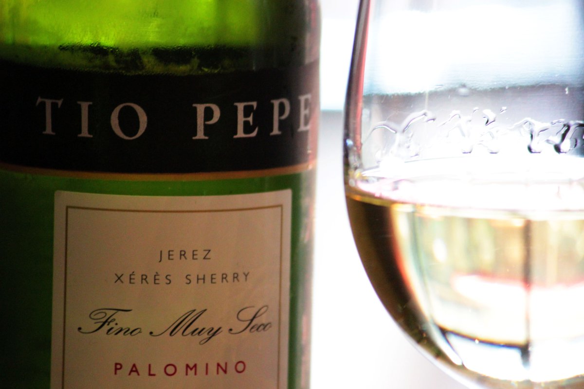 BarPepitoLondon's tweet photo. Fino, muy seco &amp; unbeatably good.
#winelovers https://t.co/zxmxQ5OOtJ