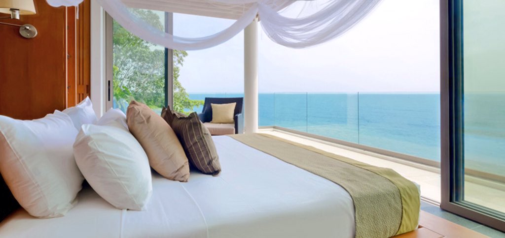 Baan_Paa_Talee's tweet photo. Go to #sleep to the #soundofwaves #Wakeup to uninterrupted #views #baanpaatalee #luxurytravel https://t.co/kY5mcMUwOi