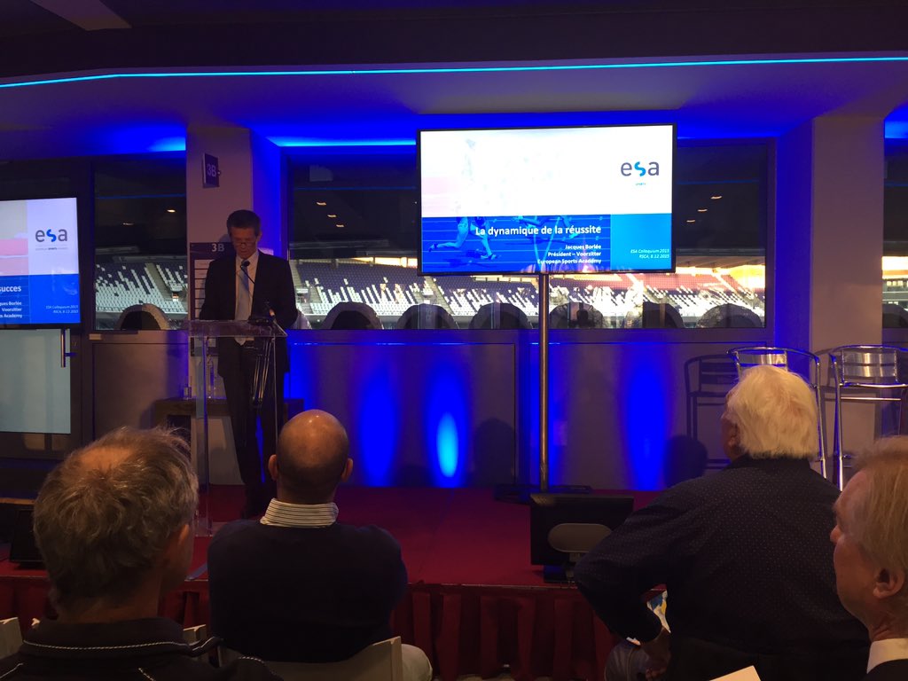 ESA Colloquium mooi op tijd van start, en voor een volle zaal! #ambitie #succes