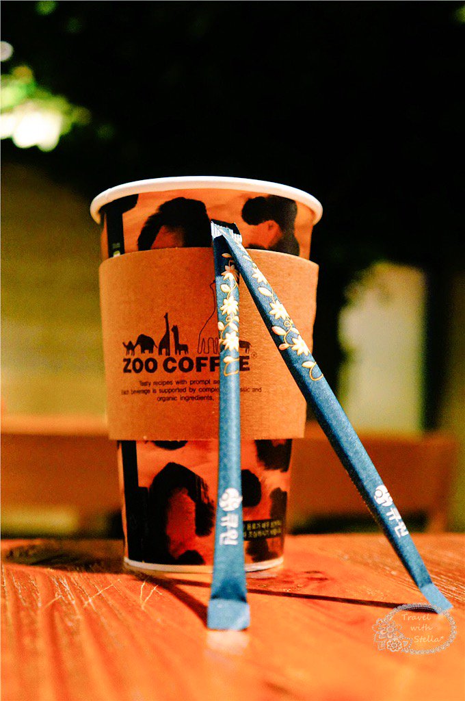 _colourless's tweet photo. 韩国 Zoo Coffee 🙊 https://t.co/aKdhV5CRuD