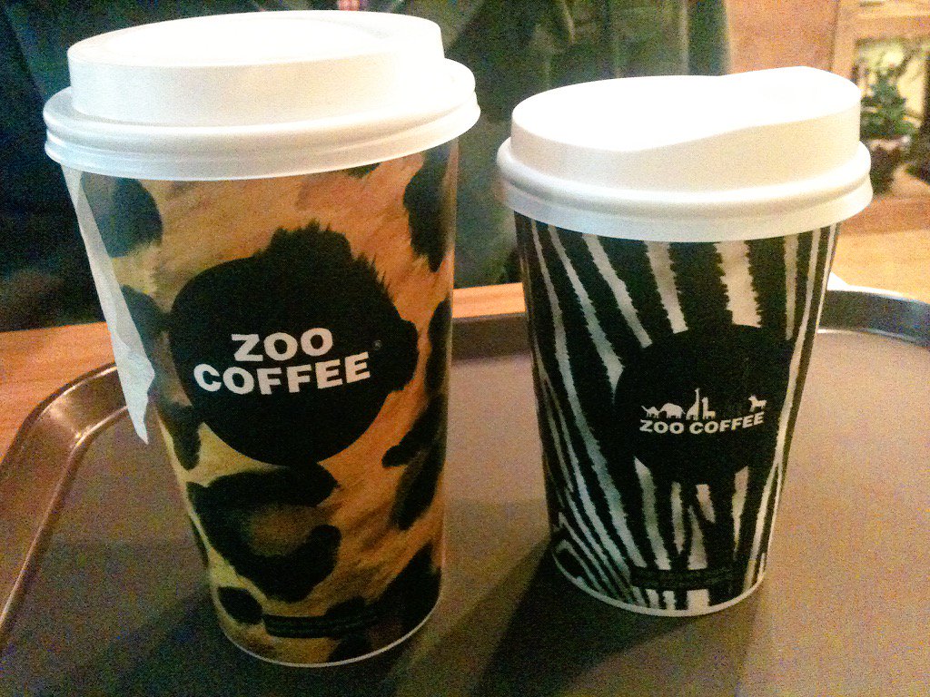 _colourless's tweet photo. 韩国 Zoo Coffee 🙊 https://t.co/aKdhV5CRuD