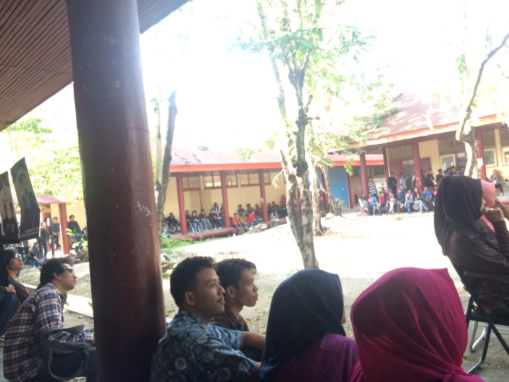 perkusiUNTAD's tweet photo. Ritualisasi sanggar seni kaktus https://t.co/QD3iWGw0SZ
