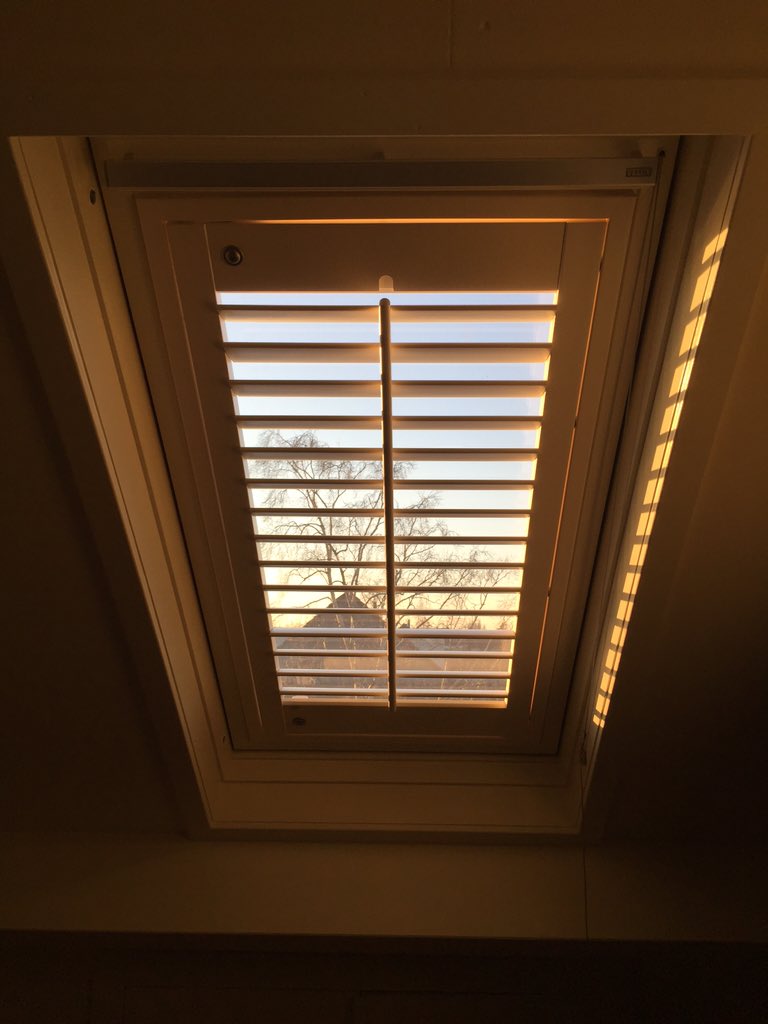 MarkvanderVoort's tweet photo. Paar mooie @jasnoshutters geplaatst bij een klant in Berkel samen met onze specialist @MarcelvanAlff @Vitrona https://t.co/G8YV2YlfUN