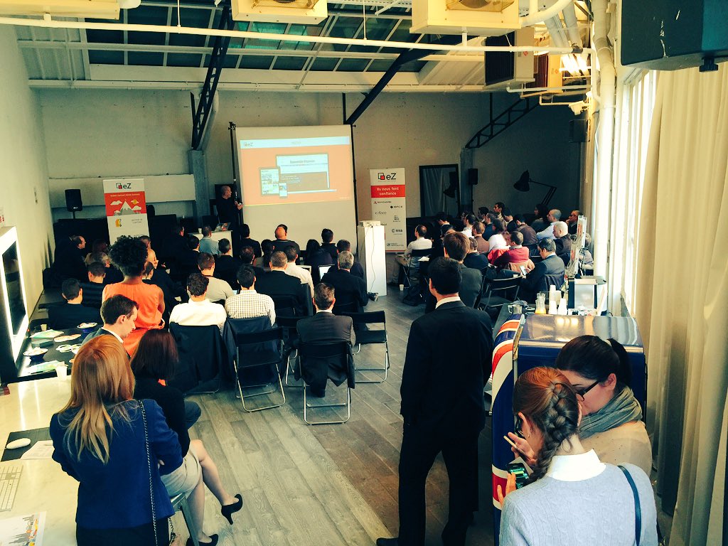 AlineLeHir's tweet photo. .@rolandbenedetti on #eZStudio. Today is the #Paris day of the European #eZRoadshow ! 🙌@eZSystems https://t.co/azHXih4OM0