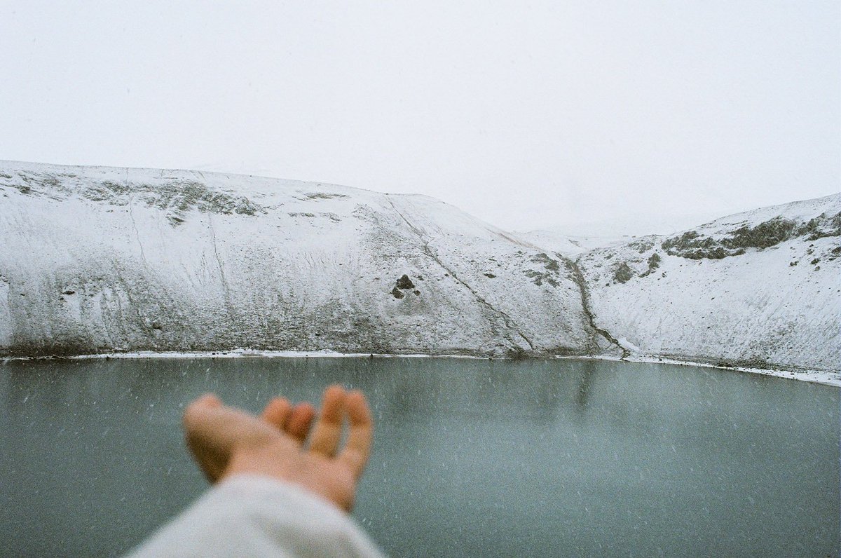 "L'hiver vient...": J-3 avant la fin de notre #concours avec <a href="/CanonFrance/">Canon France</a> !

→ bit.ly/1Nl47k5

❄ ❄ ❄