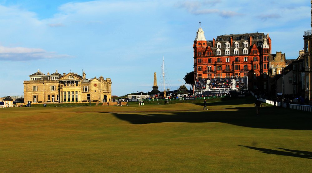 Dreamy.....

RT if you'd rather be walking down The Old Course 18th right now! #Bucketlist

yourgolftravel.com/old-course-st-…