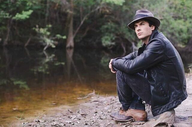 Ian Somerhalder é como vinho, quanto mais velho, melhor 
Happy Birthday Ian From Brazil 