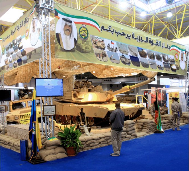 معرض الخليج للدفاع والطيران 2015 في الكويت ينطلق بدورته الثالثة CVscQqnVAAAVdut