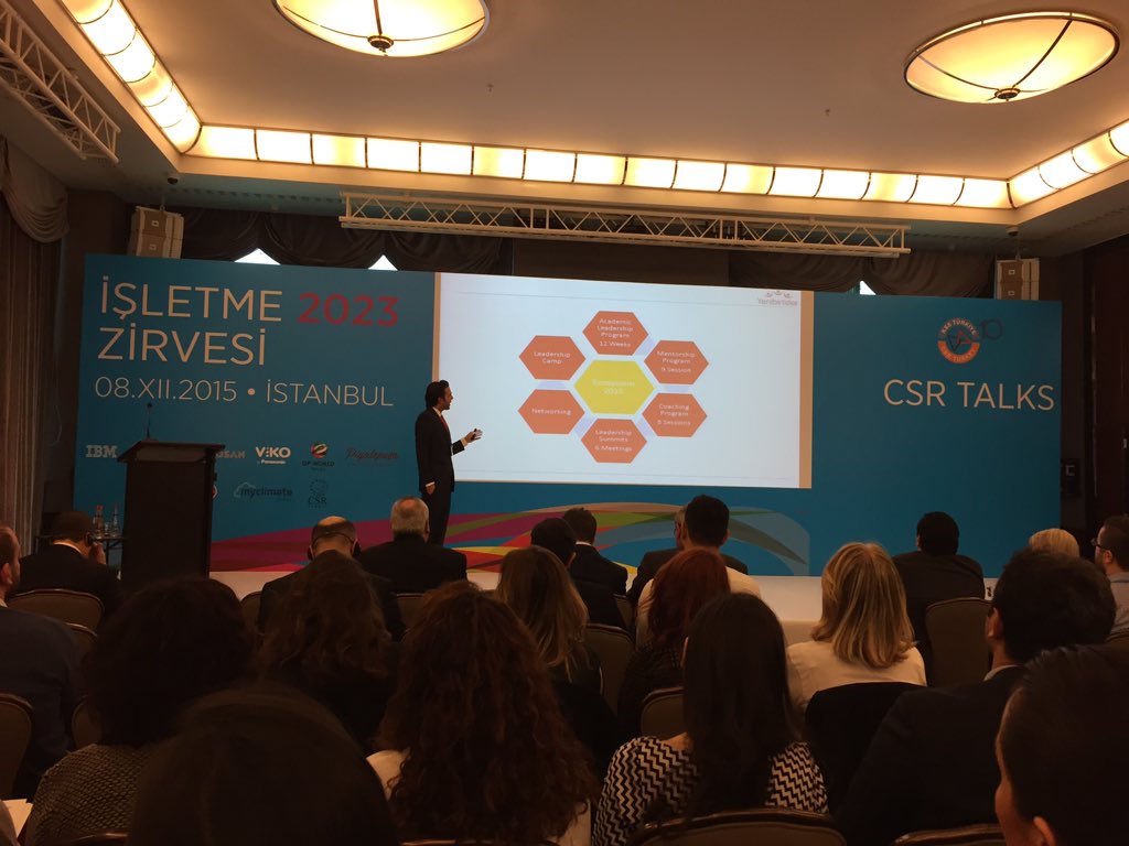 YenibirliderD's tweet photo. YK Üyemiz Tal Garih, İşletme Zirvesi 2023'de derneğimiz hakkında konuşmasını gerçekleştiriyor.#isletme2023 #csrtalks https://t.co/ztTBu3c70E