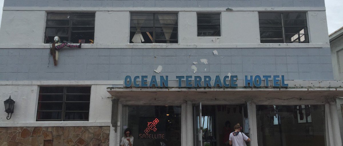 FredericClad's tweet photo. The #AntiFair: Artist-Run #Miami Beach / little bit like #ParisInternationale, new trend ??
https://t.co/eYHC2kDYAL https://t.co/TLZLNvoRS0