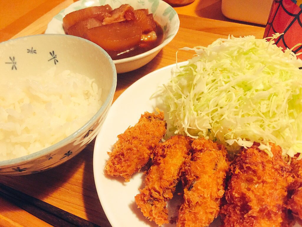 3cap72's tweet photo. テスト終わりました(*´ω`*)
カキフライ作りました(o′З`)b

#拡散希望 
#twitter家庭科料理部
#いいなと思ったらRT 
#RTした人全員フォローする 
#RTで私を有名にしてください https://t.co/rK2HxU7MBe