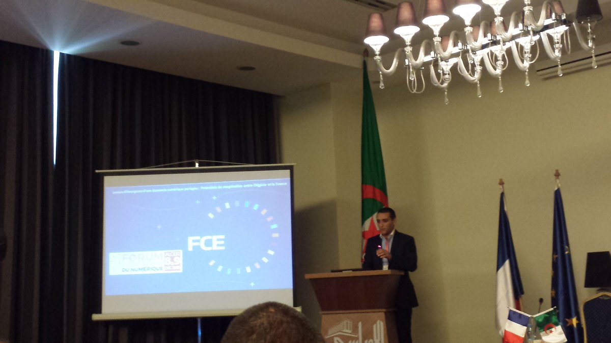 Nas_sima's tweet photo. #TIC @FCEDZ @YacineTahimi karim Cherfaoui DG @ DIVONA @HardInnovation  @BezzitouniC https://t.co/htIiKMLyhw