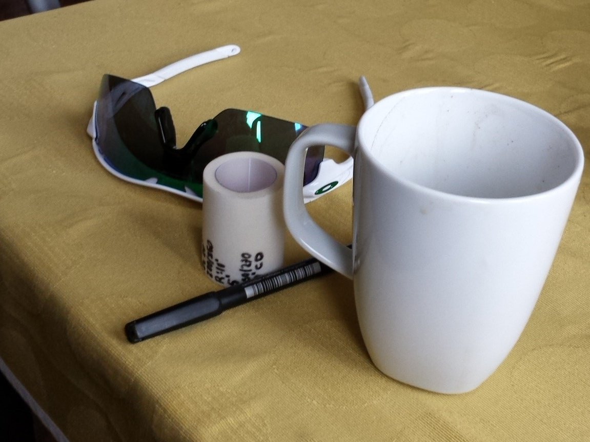 BorjaAlfaraz's tweet photo. Morning pre-efforts rituals🙏🙏🙏 writing down on the stick roller what i have to do for today... heavy load coming up https://t.co/JRTf1p1akG