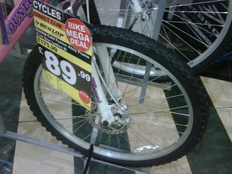 Buying a bike? Read this First! cyclerecycleuk.com/blog/458278781… and please RT #EveryoneNeedsToKnowThis