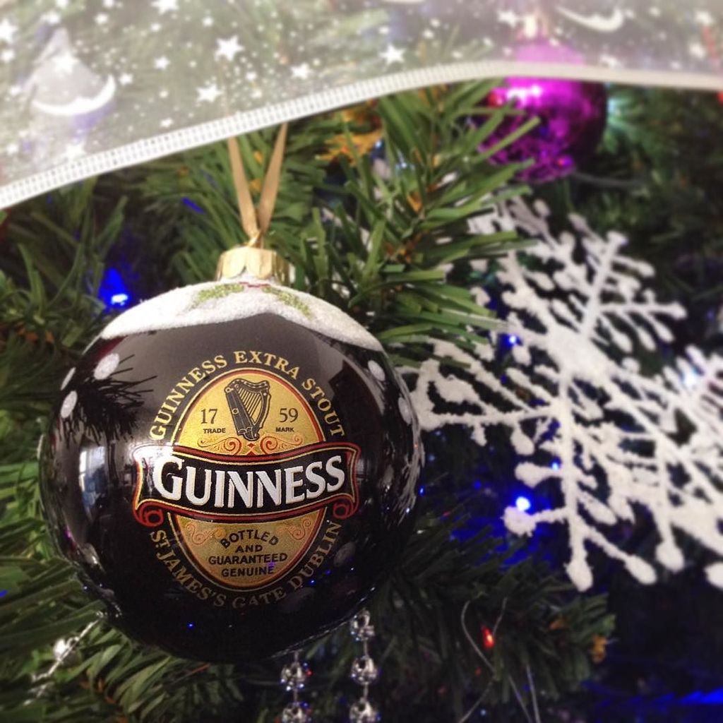 stramonio's tweet photo. #christmas #natale #merrychristmas #beer #guinness  #dublin #oristano #2015 #alberodinatale #natale2015 #iphone #pi… https://t.co/gl12Zzjntd